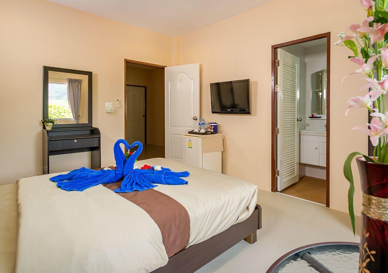 Tropical Sands Nai Harn Екстериор снимка