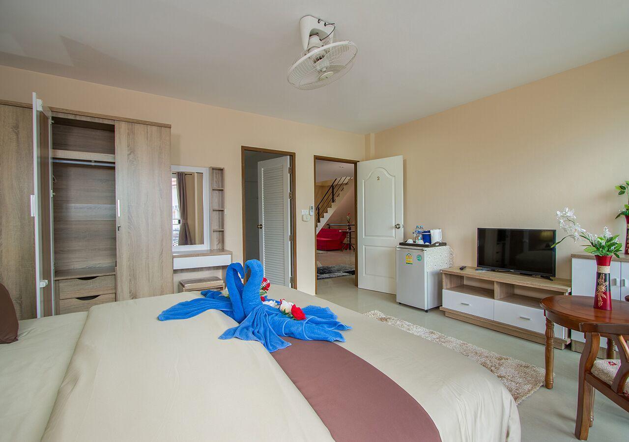 Tropical Sands Nai Harn Екстериор снимка
